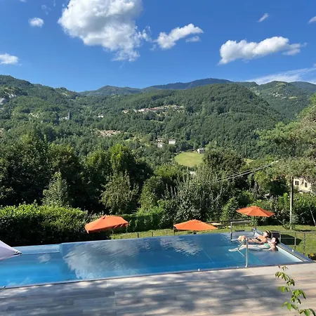 Casa Benassi ,Room&Suite , Con Zona Benessere * Riolunato
