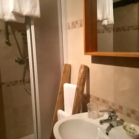 Bed & Breakfast Casa Benassi ,Room&Suite , Con Zona Benessere *