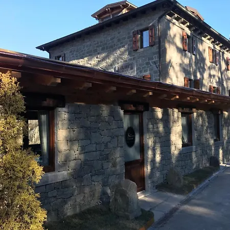 Casa Benassi ,Room&Suite , Con Zona Benessere * Riolunato