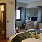 R&b Casa Benassi לינה וארוחת בוקר 3*