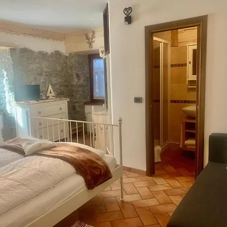 לינה וארוחת בוקר R&b Casa Benassi ריולונאטו