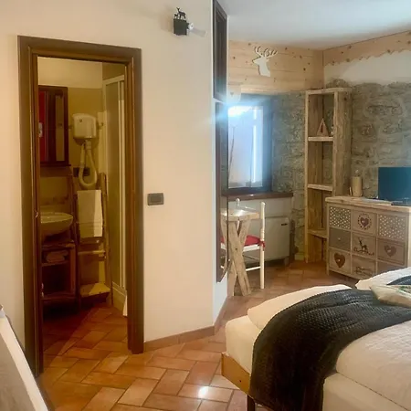 R&b Casa Benassi לינה וארוחת בוקר