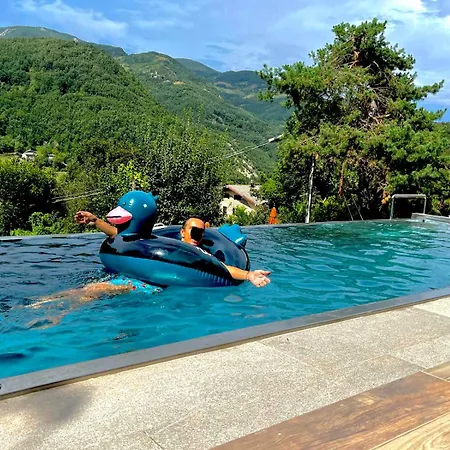 R&b Casa Benassi לינה וארוחת בוקר 3*