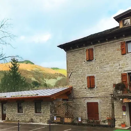 לינה וארוחת בוקר R&b Casa Benassi 3*