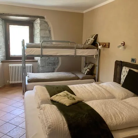 לינה וארוחת בוקר R&b Casa Benassi ריולונאטו